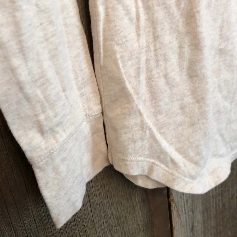 Old Navy Holiday Graphic Long Sleeve Top Size 14